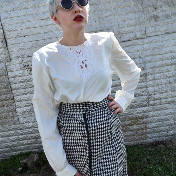 Vintage Tops - Vintage Nicola blouse 